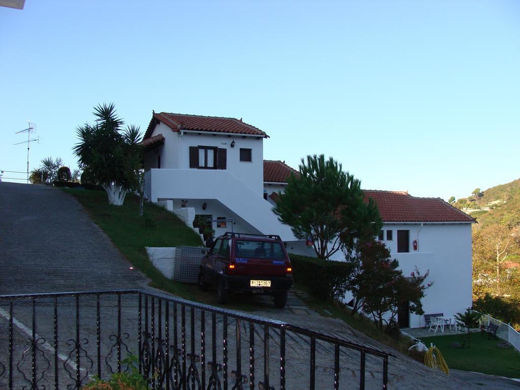 Villa Frideriki Ayía Paraskeví Exterior foto