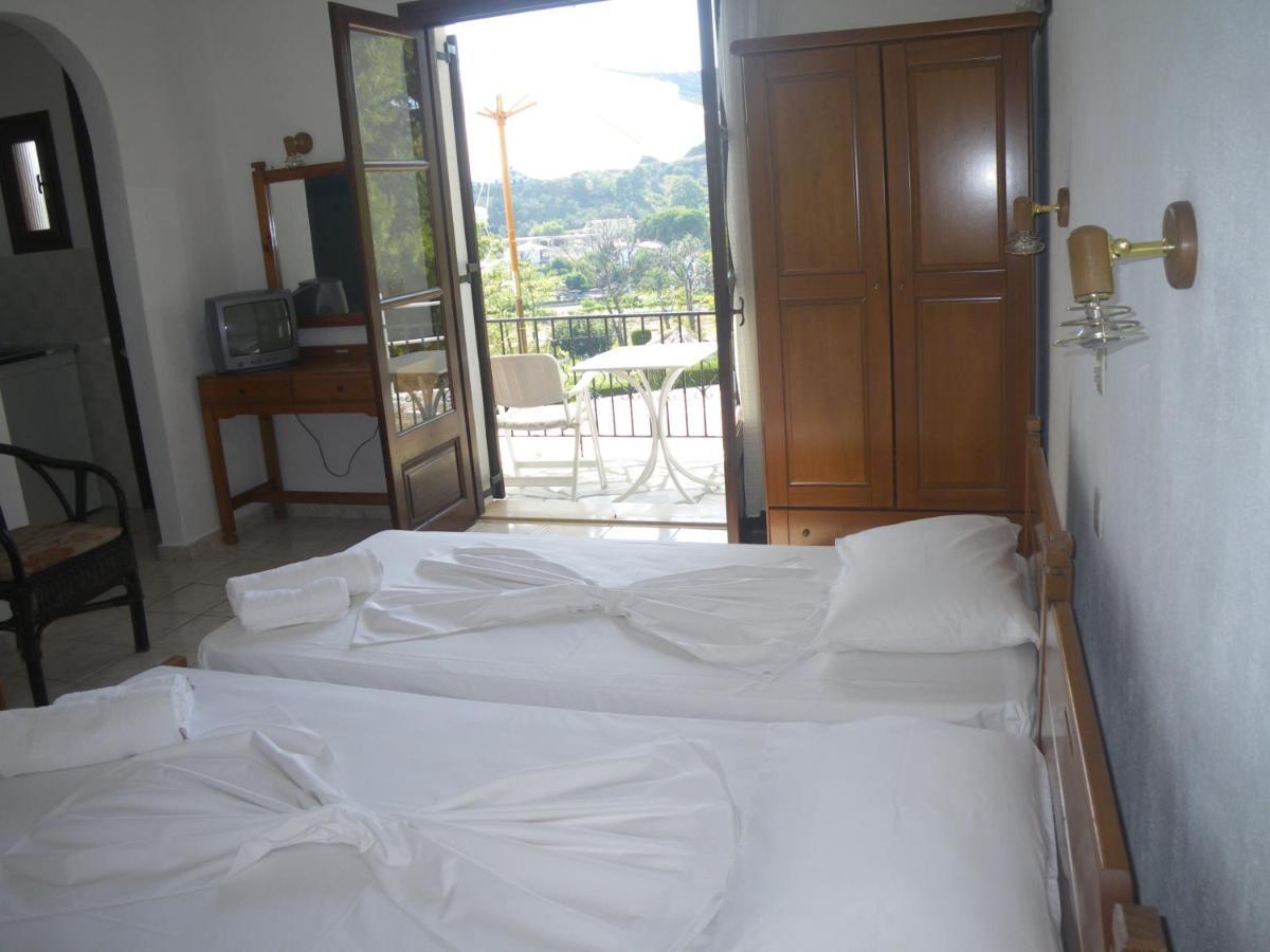 Villa Frideriki Ayía Paraskeví Quarto foto