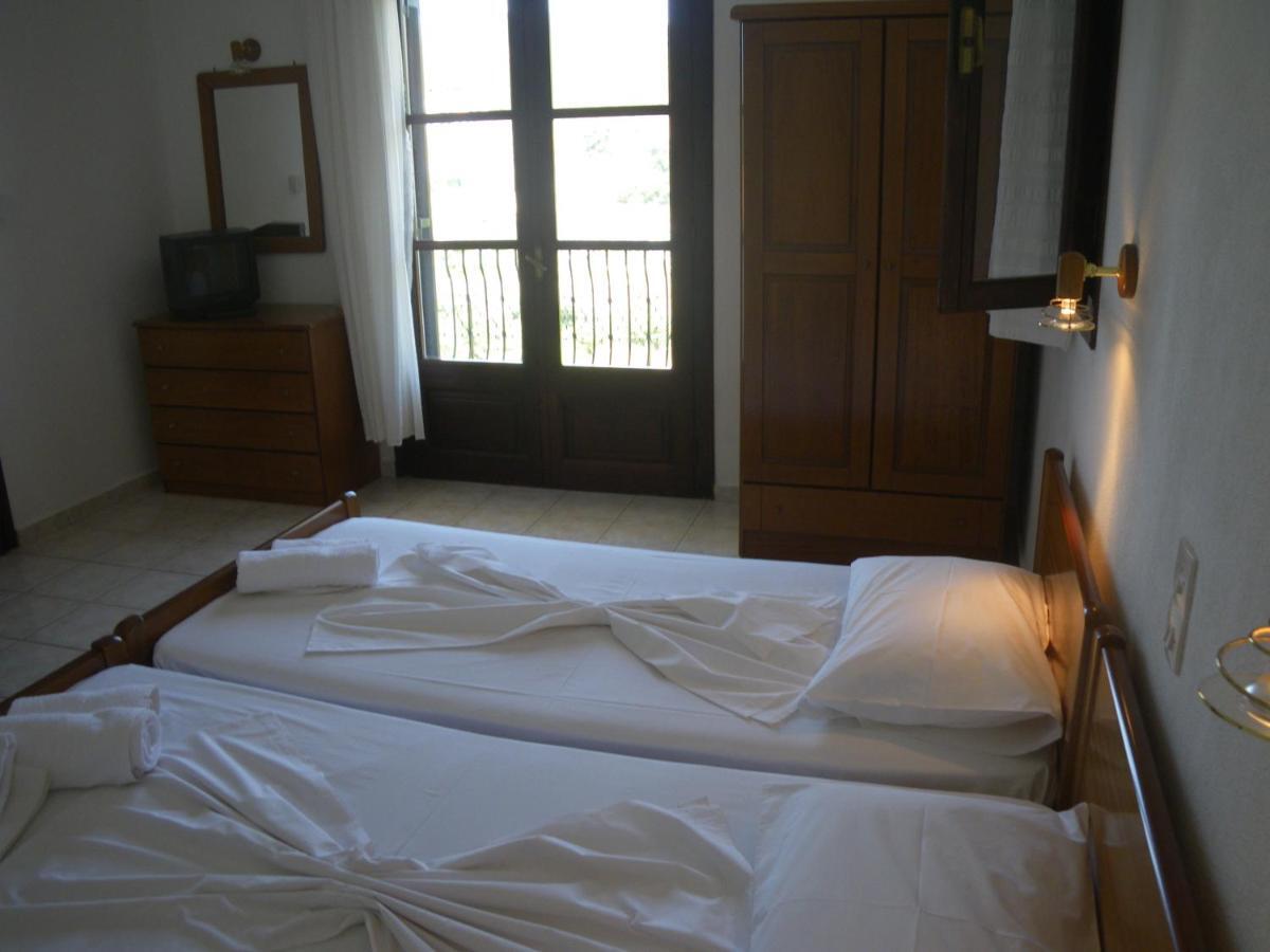 Villa Frideriki Ayía Paraskeví Quarto foto